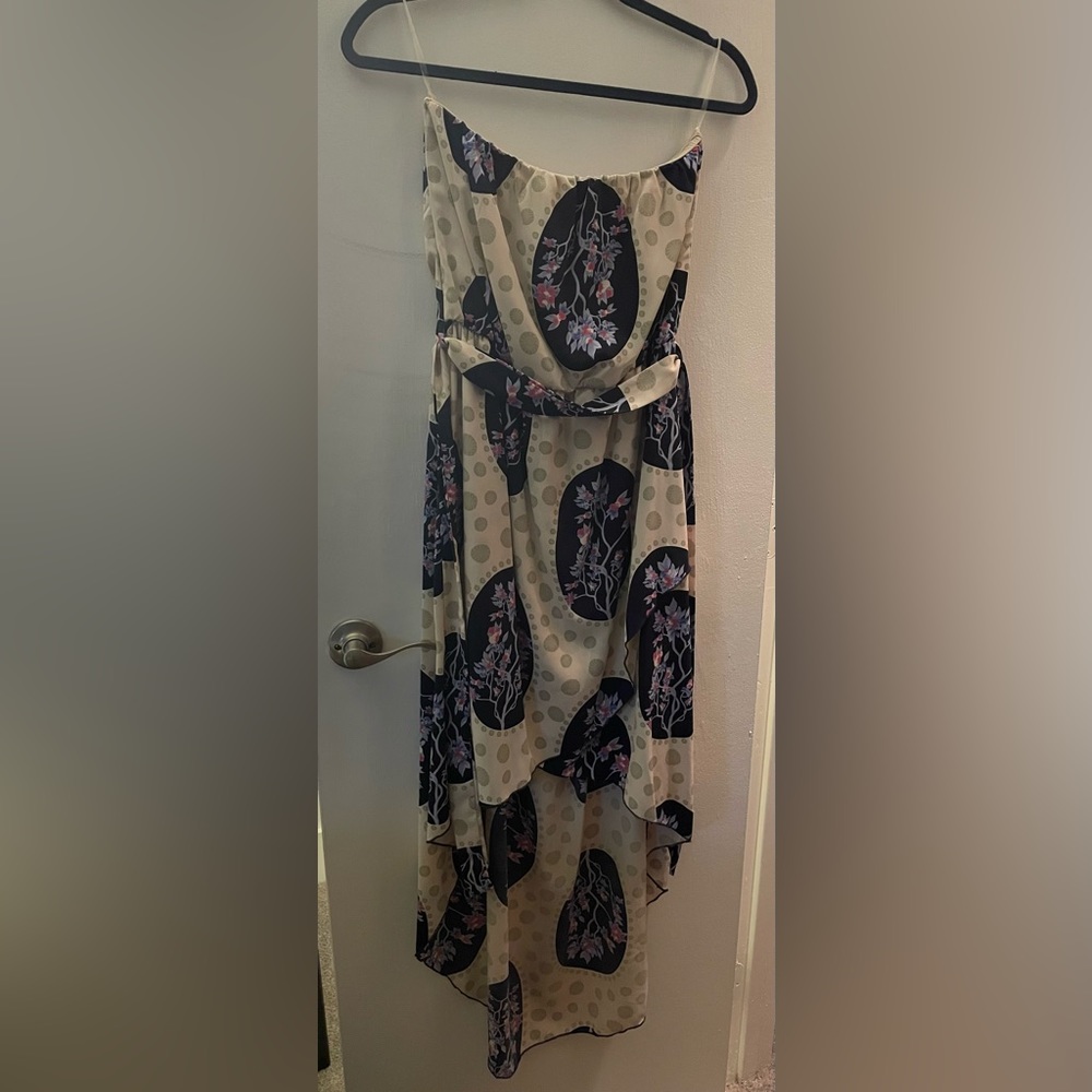 Dress strapless- size Medium - NWT